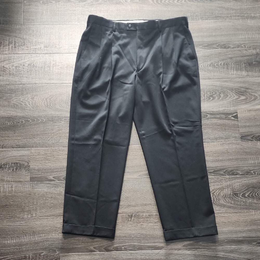 🎉 Louis Raphael Tailored Dress Pants 🎉